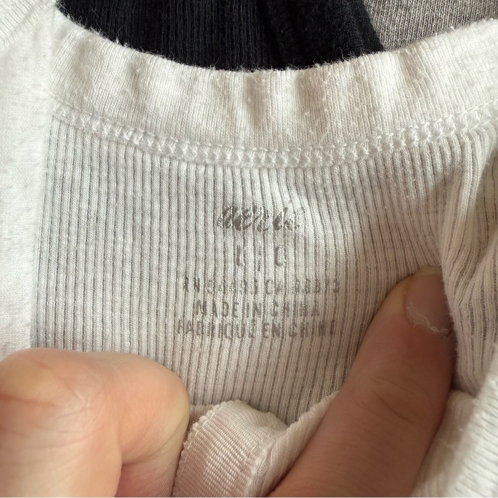 Aerie neutral tanks - Picture 9 of 11